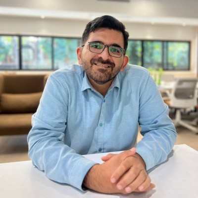 Alireza Kazeminia